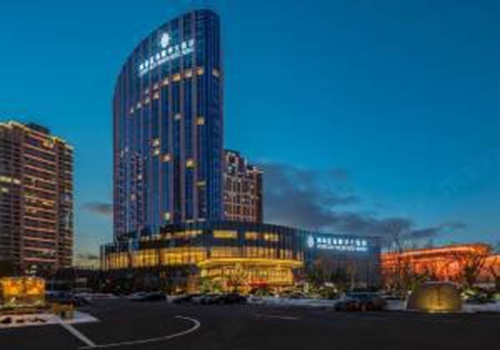 香港Lanson Place Hotel总经理履任