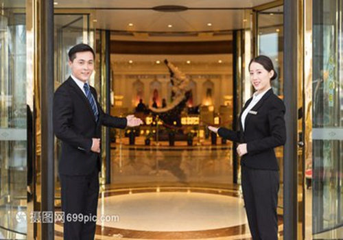 疫情下民宿露营酒店是新的突破口