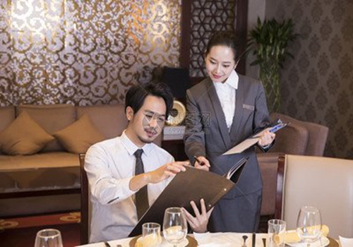 ​“酒店开房”记录，会保留多久？又有多少人能知道？