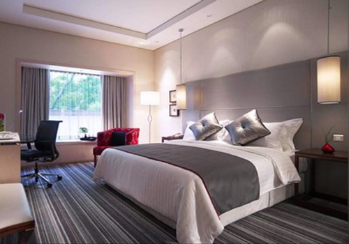 ​后疫情时代投资，酒店以实力为主