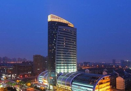 酒店行业的竞争面临着严峻挑战