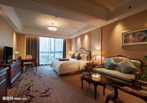 酒店集团,为何布局商业地产?